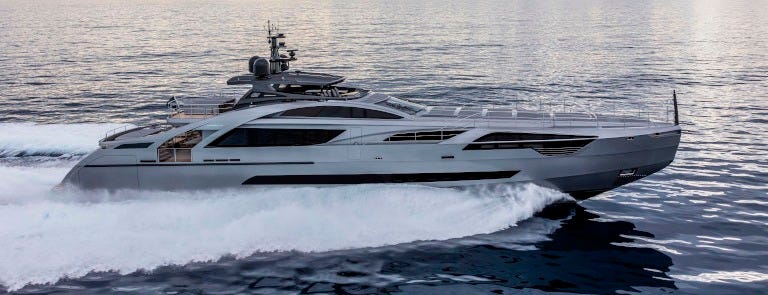 Yacht Pershing 140