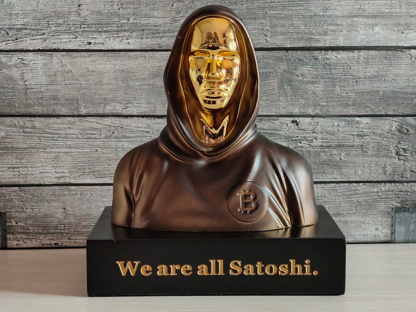 HumblePleb Handmade 6" BTC Satoshi Nakamoto Figure Resin Bitcoin Statue Bronze Finish Gift for Bitcoiner : Amazon.de: Home & Kitchen HumblePleb Handmade 6" BTC Satoshi Nakamoto Figure Resin Bitcoin Statue Bronze Finish Gift for Bitcoiner : Amazon.de: Home & Kitchen