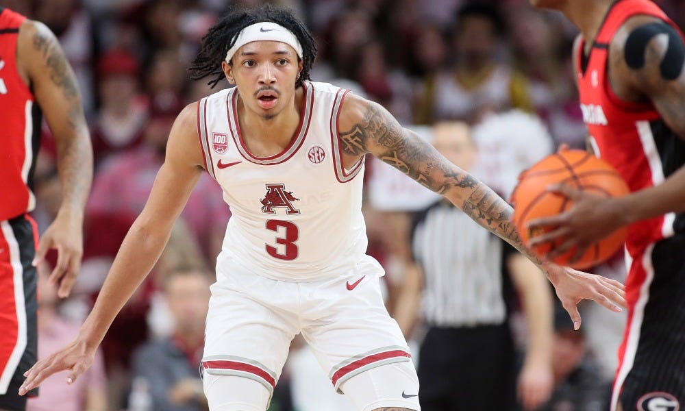 Nick Smith Jr. has career night to lead Arkansas over Georgia