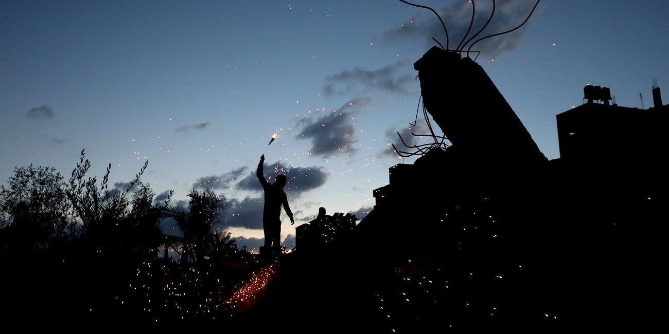 In Gaza, a moment where death and the ceasefire intersect