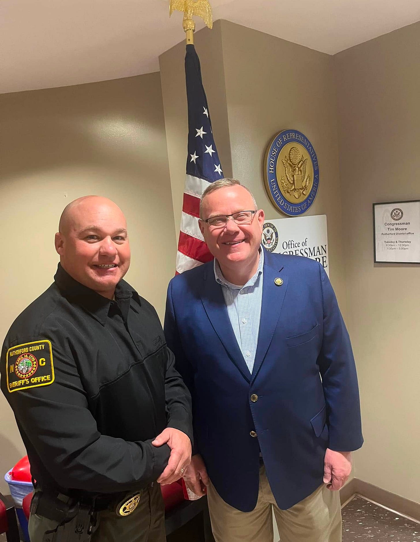 May be an image of 2 people and text that says 'L e in Officeaf(AN Officeof CRESSMAN MAN E S NGFINO COUNTY 비은 OFFICE SRIFF'S' May be an image of 2 people and text that says 'L e in Officeaf(AN Officeof CRESSMAN MAN E S NGFINO COUNTY 비은 OFFICE SRIFF'S'