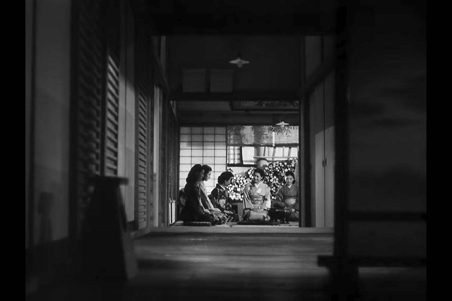 Our Late Spring: Noriko enters the traditional tea ceremony carrying a modern Western-style purse, representing a quiet domestic transition. Our Late Spring: Noriko enters the traditional tea ceremony carrying a modern Western-style purse, representing a quiet domestic transition.