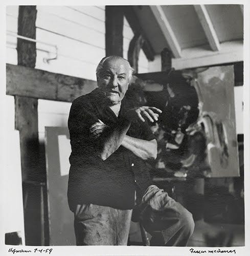 Hans Hoffman teaching at the barn in Provincetown