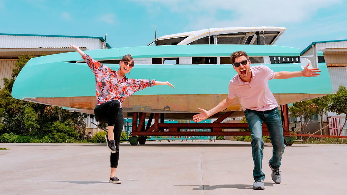 FIRST IMPRESSIONS OF OUR NEW CATAMARAN