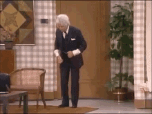 Tim Conway Old Man Walk GIFs | Tenor