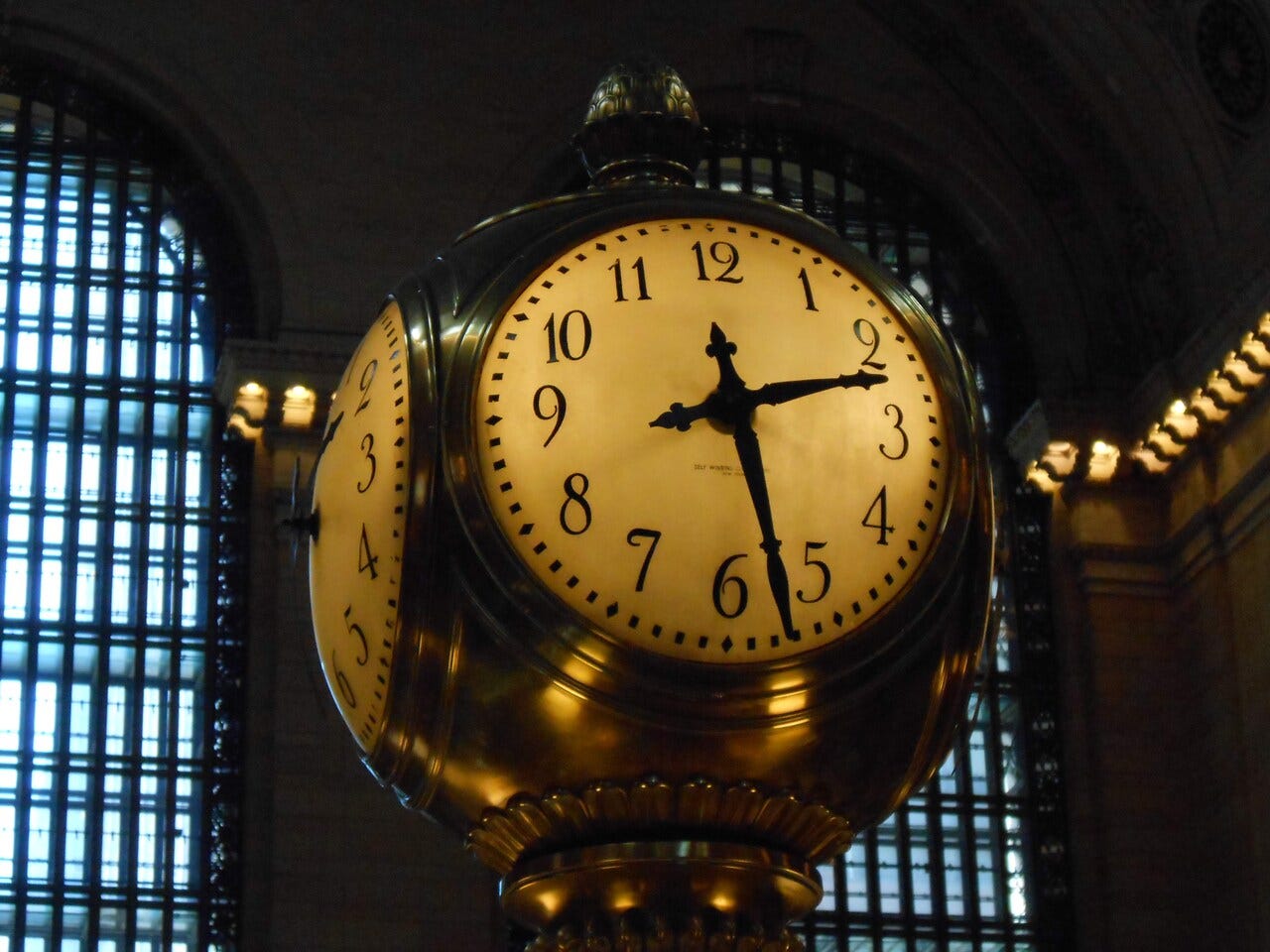 Clock in New York's Grand Central Station Clock in New York's Grand Central Station
