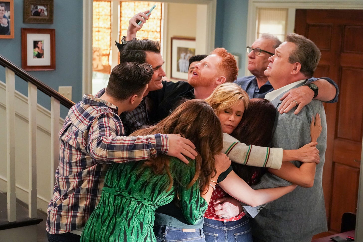 Modern Family' Cast Says Goodbye: What Did You Think of the Series Finale?