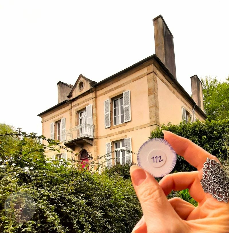 ©2024 Elizabeth des Roches The Creatrix Experience