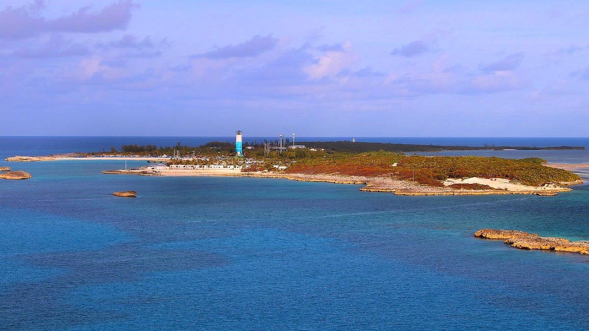 Great Stirrup Cay, Norwegian Cruise Line's private island in the Bahamas. Image: Larry D. Moore via Wikimedia Commons