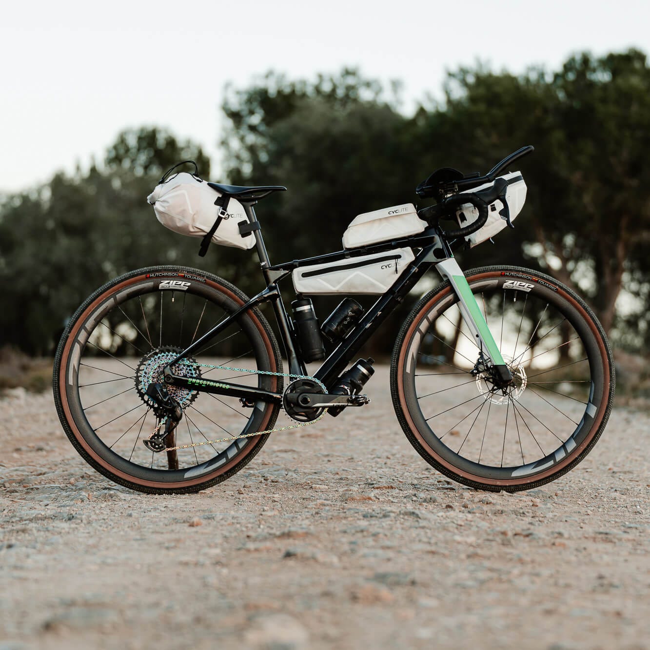 TOP TUBE BAG / 02: Quick Access Bikepacking Storage – CYCLITE TOP TUBE BAG / 02: Quick Access Bikepacking Storage – CYCLITE