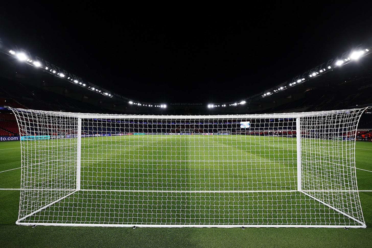 Goal at the Parc des Princes