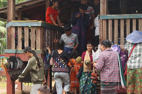 ဓါတ်ပုံ - Mawkun Magazine