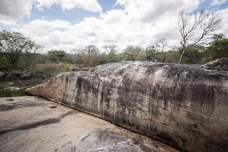 pedra do ingá, na paraíba