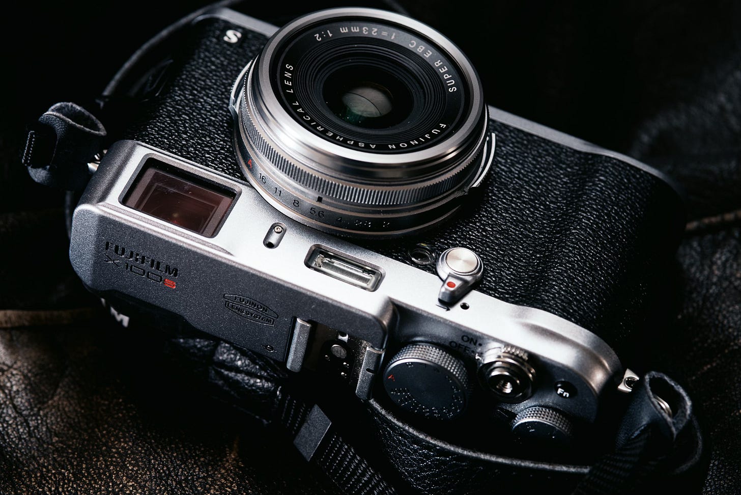 Fuji X100s Fuji X100s
