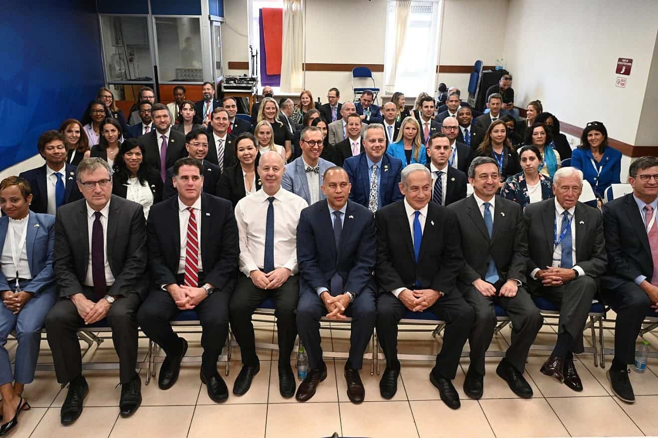 Netanyahu meets with 24 Democratic Congress members - JNS.org