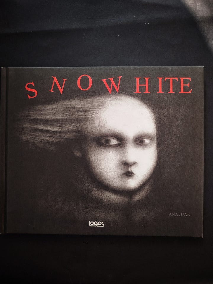 Snowhite di Ana Juan edito da Logos edizioni