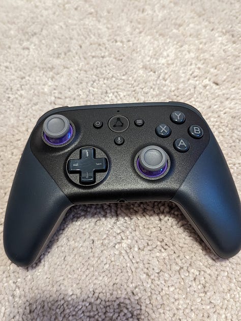 Amazon Luna controller
