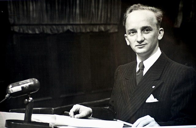 Nuremberg Prosecutor Ben Ferencz Dies at 103