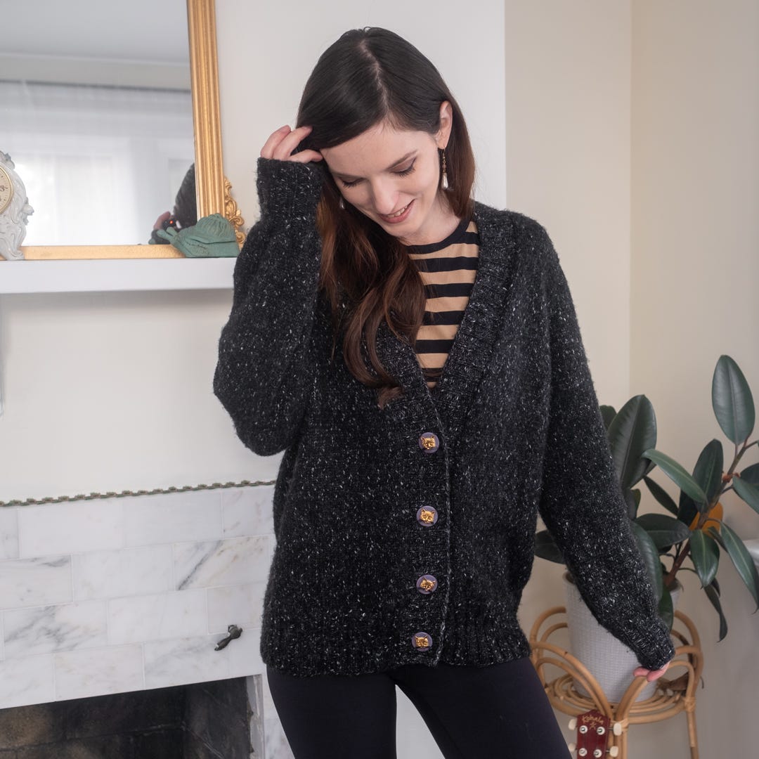 Eva Cardigan by PetiteKnit - by Kristin Lehrer - Voolenvine