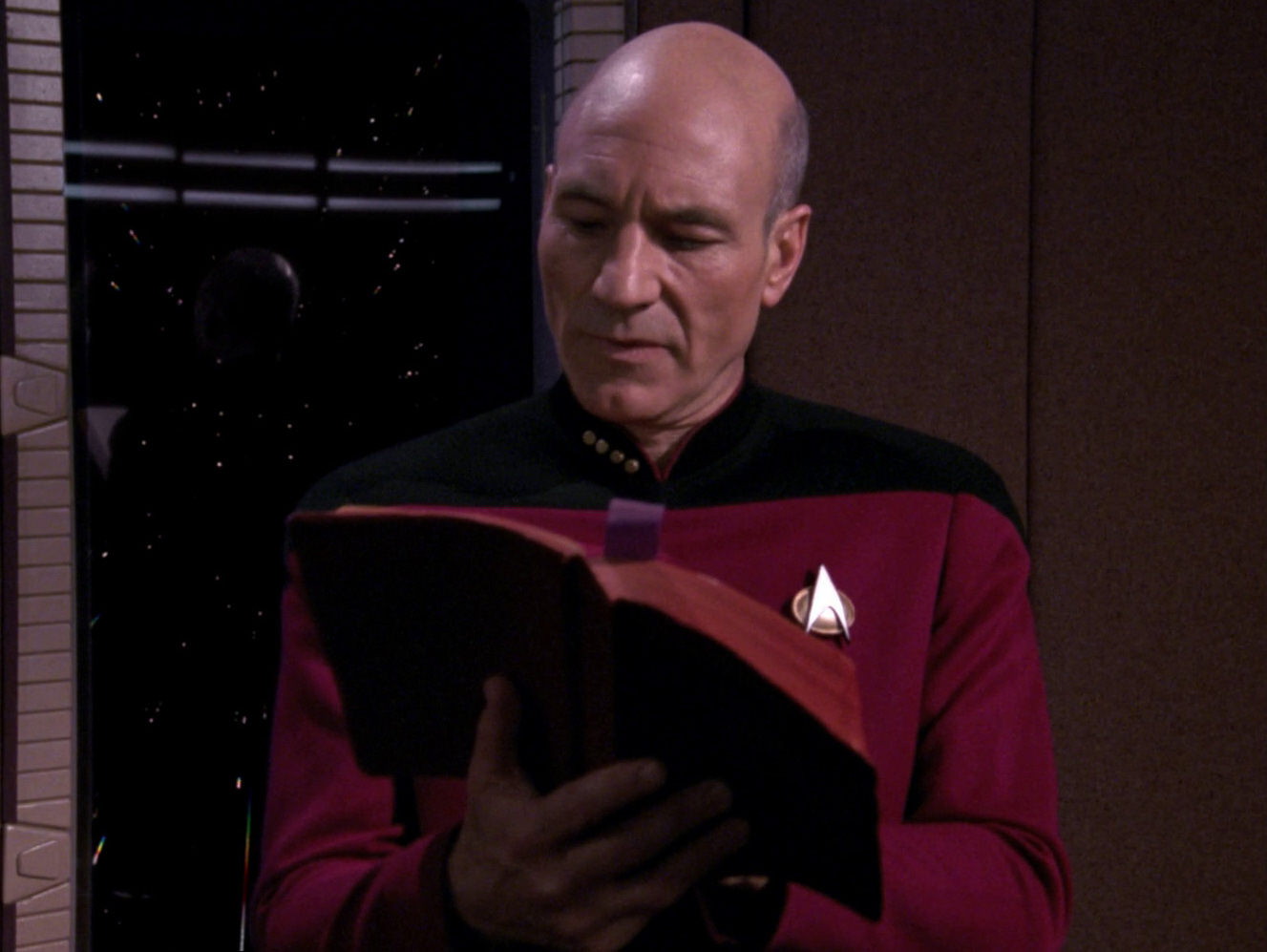 Jay Stobie on X: "What is Captain Picard reading? Wrong answers only. 📚  #StarTrek #StarTrekTNG https://t.co/BkY7cv5PQO" / X