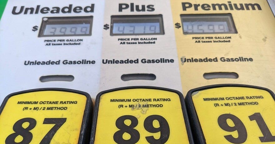 Average price per gallon of regular unleaded gas is below $4 in Arizona for  the first time in months