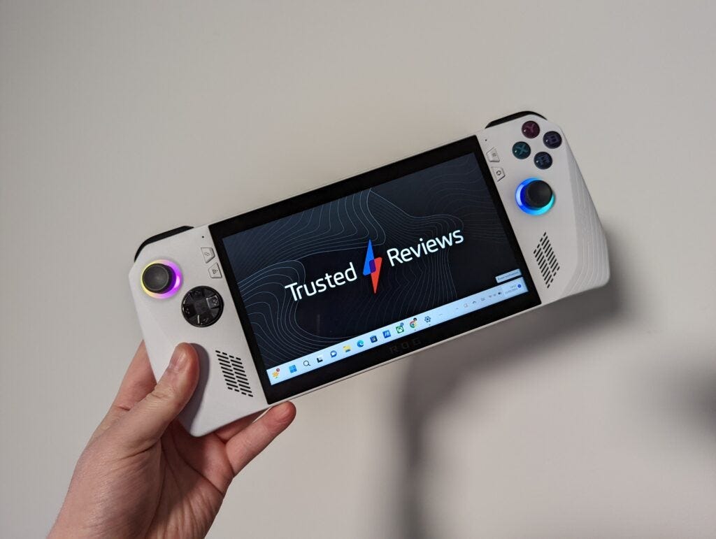 Asus ROG Ally in hand