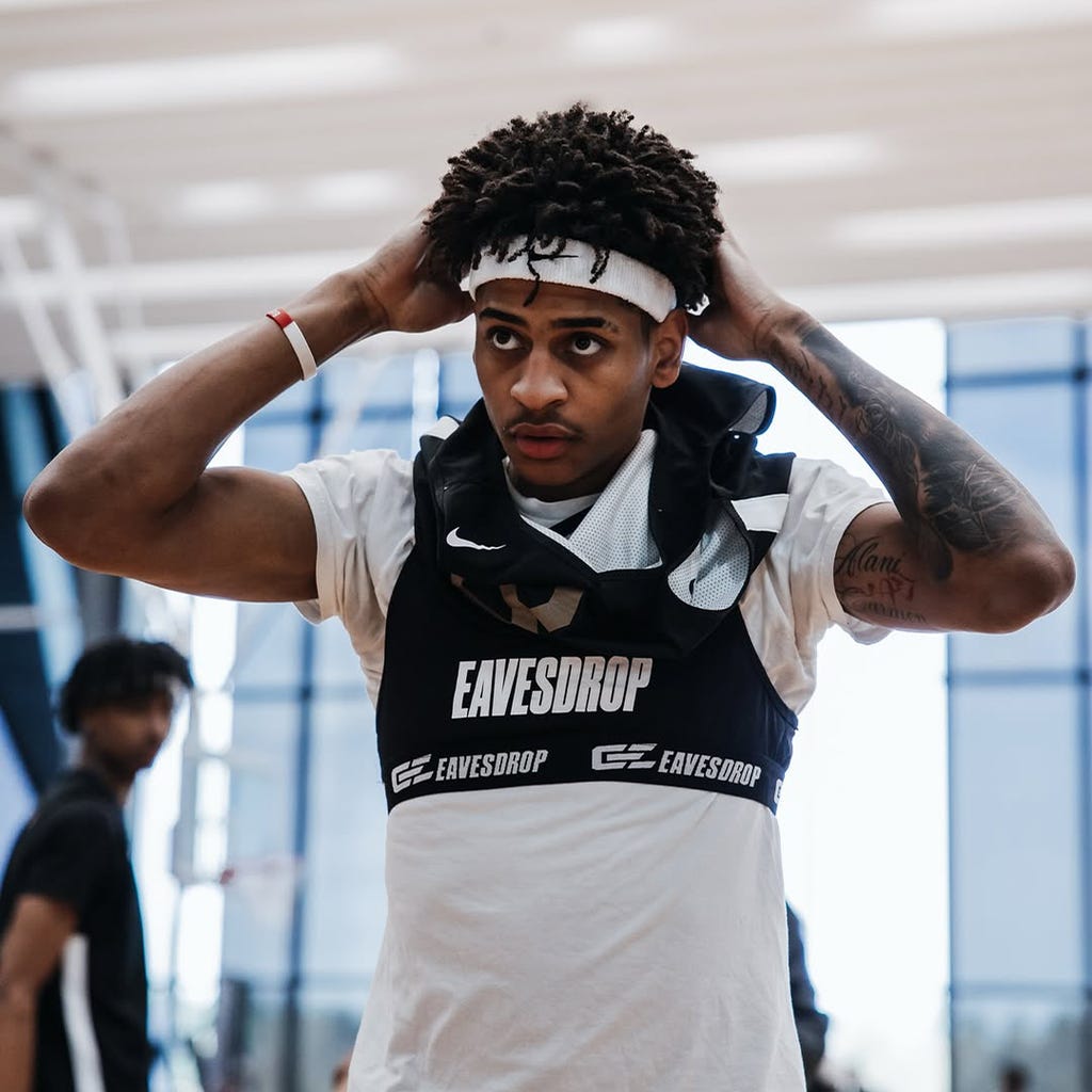 Eavesdrop PRO — Mic'd-Up Vest for Athletes Eavesdrop PRO — Mic'd-Up Vest for Athletes