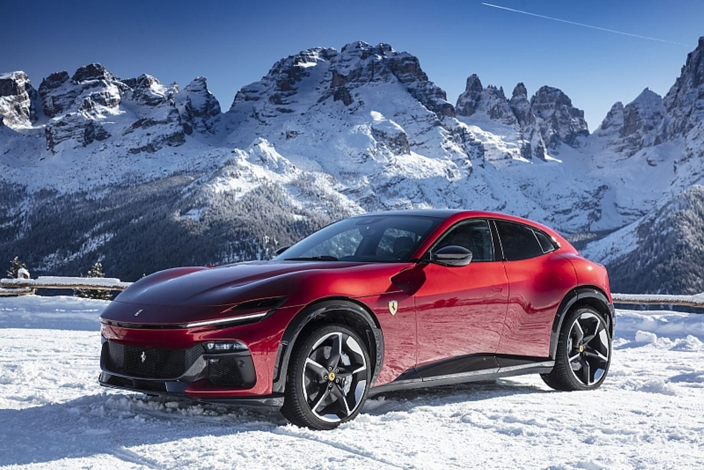 Der Ferrari Purosangue – das erste Crossover des Sportwagenherstellers in Bildern | STERN.de Der Ferrari Purosangue – das erste Crossover des Sportwagenherstellers in Bildern | STERN.de