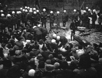 Onto the Site and into Significance? The Wyhl Occupation in Its Contexts,  from Strasbourg to Kaiseraugst and Constance to Kiel (Chapter 3) - Greening  Democracy