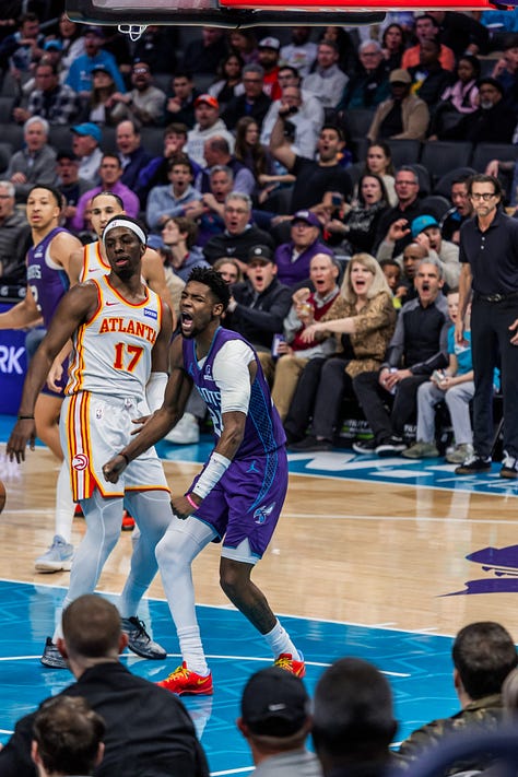 Frame by Frame: Hornets guard Brandon Miller dunks over Atlanta Hawks center Onyeka Okongwu. (Jorge Torres for Y’all Weekly)