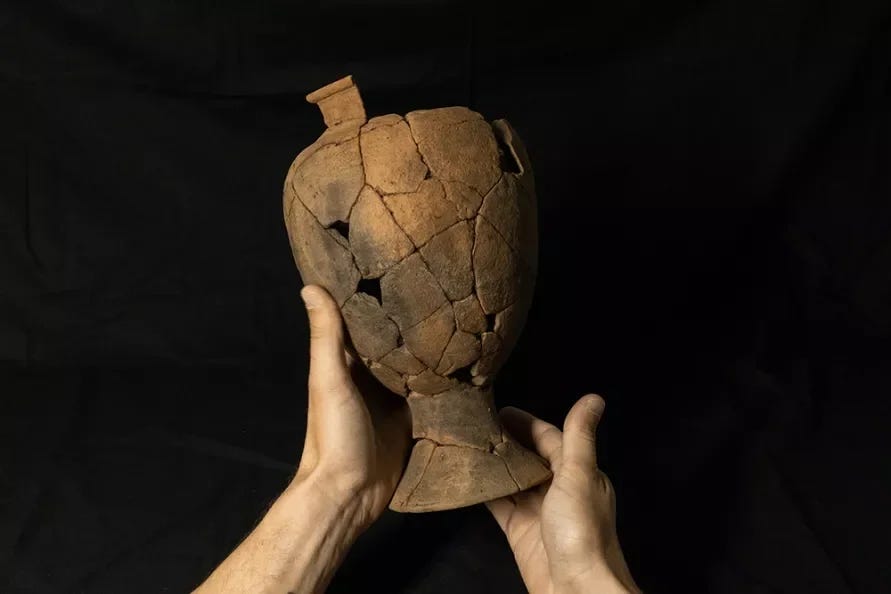 Although excavation has ended, the study of the finds continues through laboratory analysis. Source: UCL Archaeology South-East. Although excavation has ended, the study of the finds continues through laboratory analysis. Source: UCL Archaeology South-East.