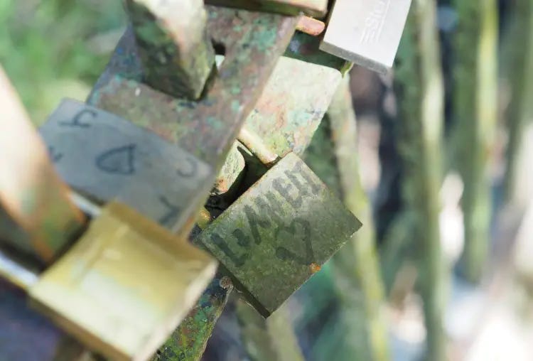 Lovelocks - modern day folklore