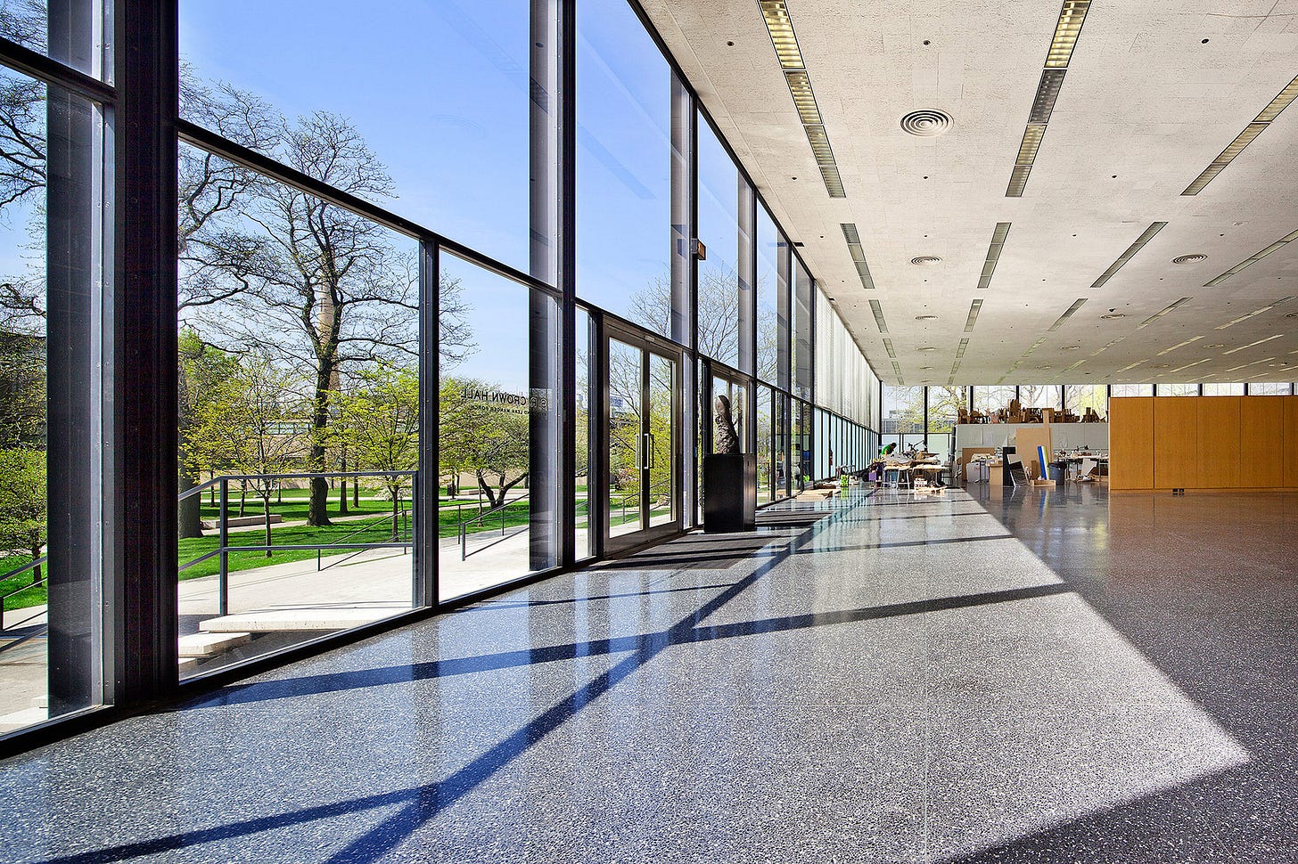 Crown Hall: Ludwig Mies van der Rohe's Testament to Architecture