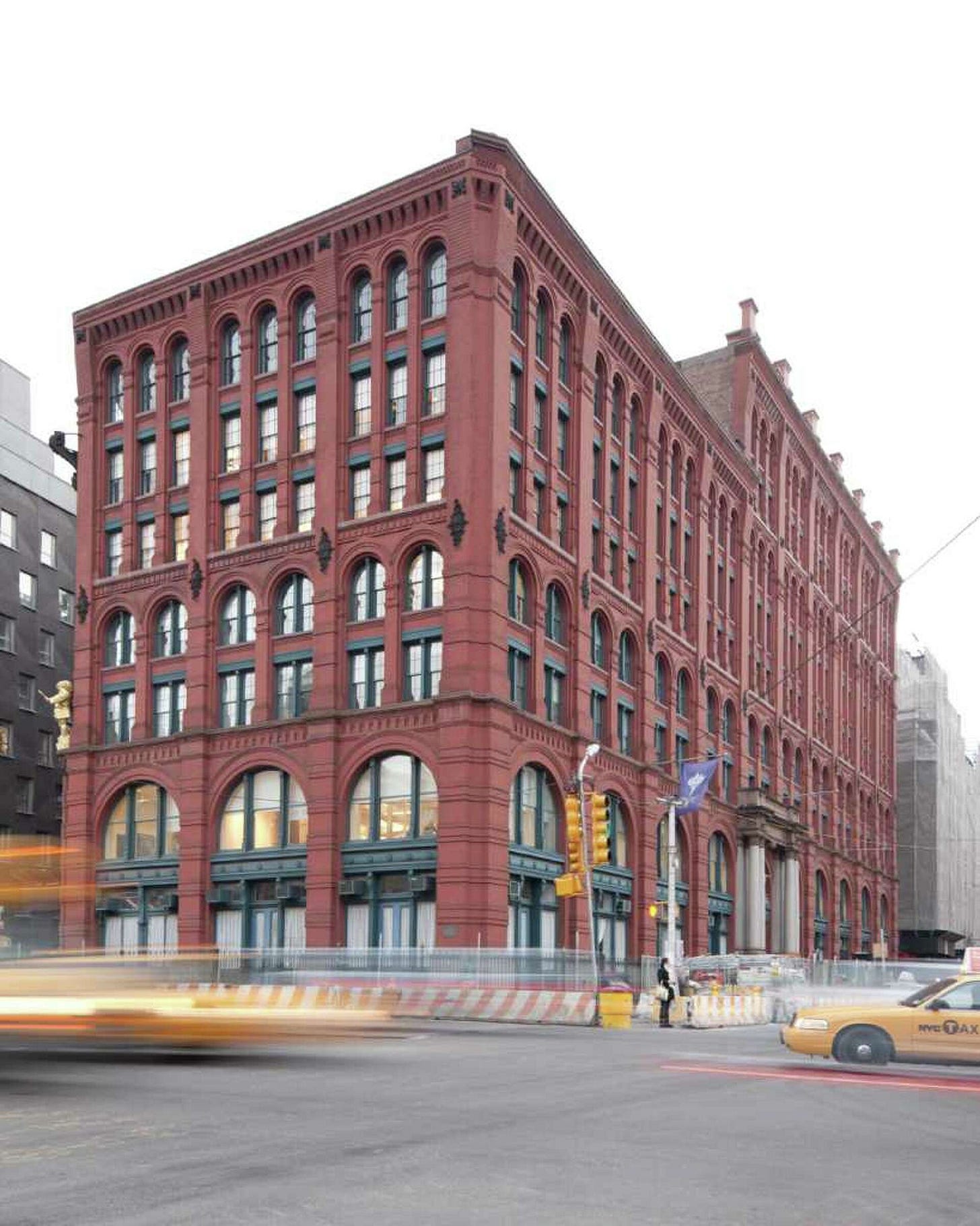 REI opens first New York store, in historic SoHo building REI opens first New York store, in historic SoHo building
