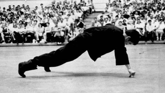 The Key to Bruce Lee's Athleticism: Core Stability - The Bioneer