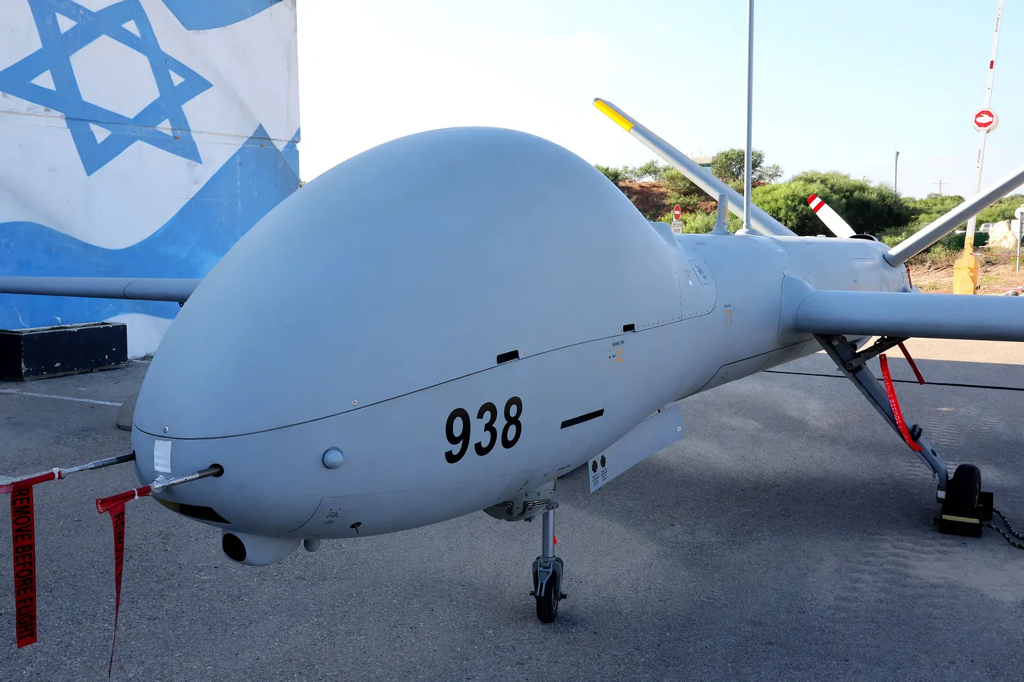 طائرة استطلاع بدون طيار من طراز Elbit Hermes 900