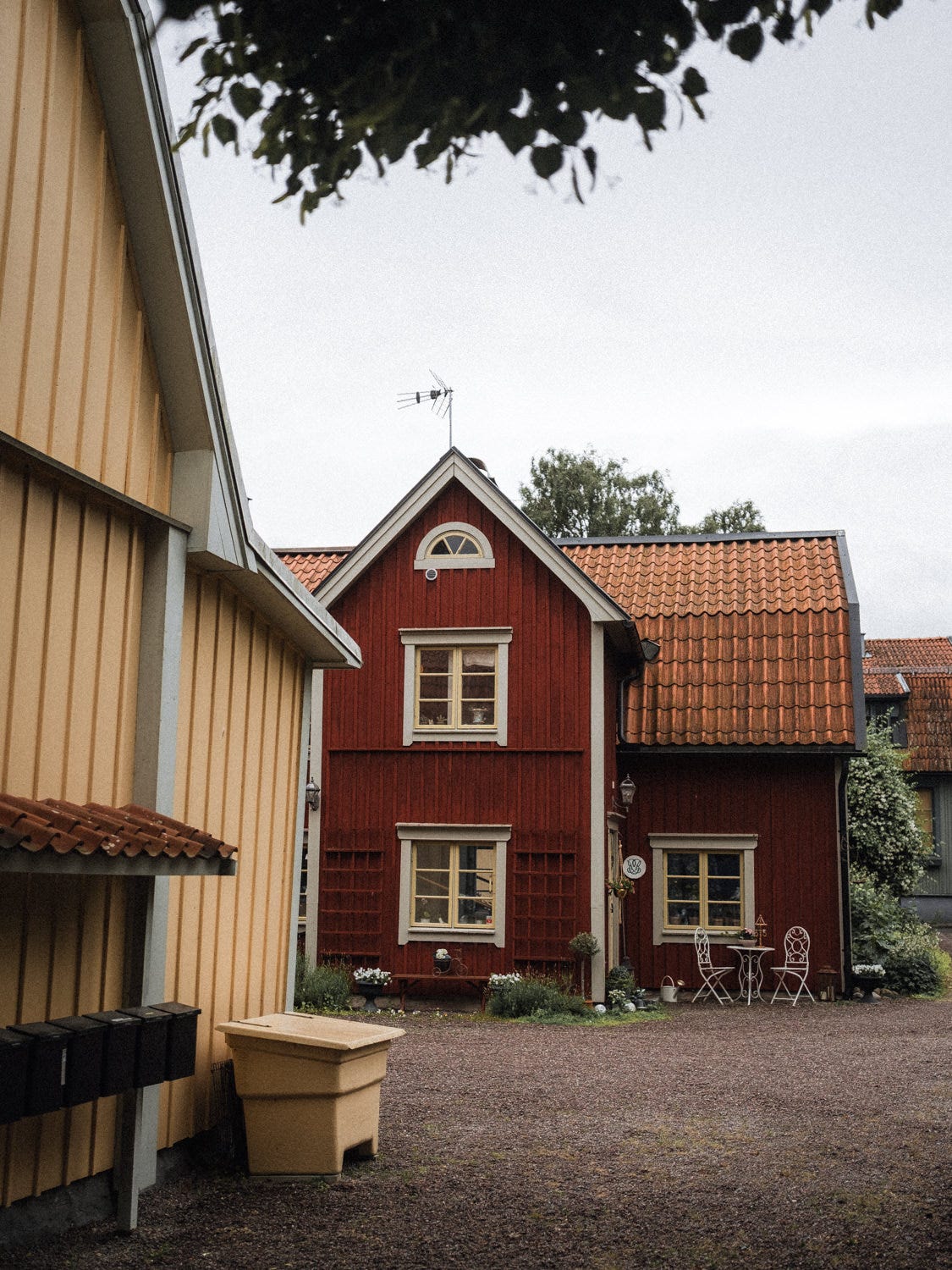 uppsala courtyards
