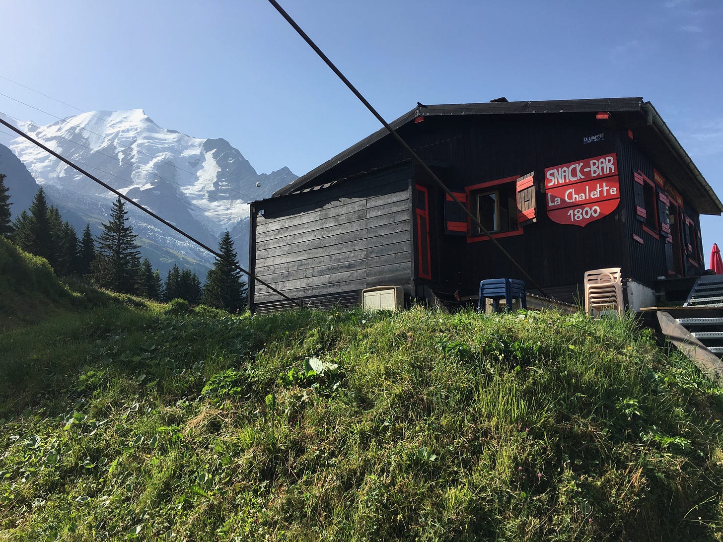 We used the Bellevue cablecar to skip the first 1000 meters of climbing – the only automation we used in the whole route!