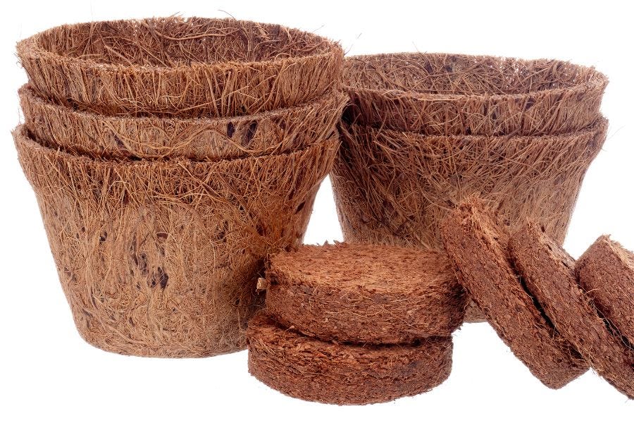 coco coir pots and dried coconut coir bricks