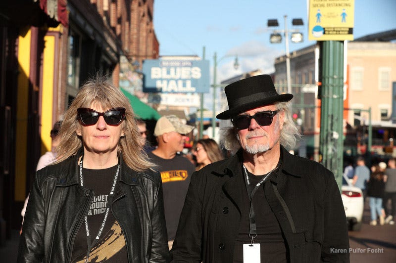 Suzy Starlite & Simon Campbell on Beale Street, Memphis. Photo Karen Pulfer Focht. Suzy Starlite & Simon Campbell on Beale Street, Memphis. Photo Karen Pulfer Focht.