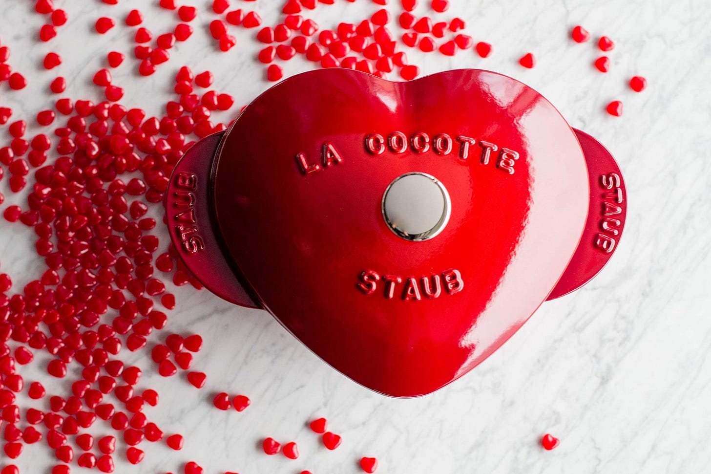 STAUB Cast Iron Dutch Oven 1.75-qt Heart Cocotte, Made in France, Serves 1,  Black : Amazon.ca: Home