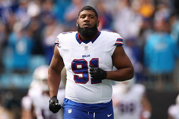 Ed Oliver of the Buffalo Bills runs onto the field prior to the game against the Carolina Panthers at Bank of America Stadium on October 26, 2025 in... Ed Oliver of the Buffalo Bills runs onto the field prior to the game against the Carolina Panthers at Bank of America Stadium on October 26, 2025 in...