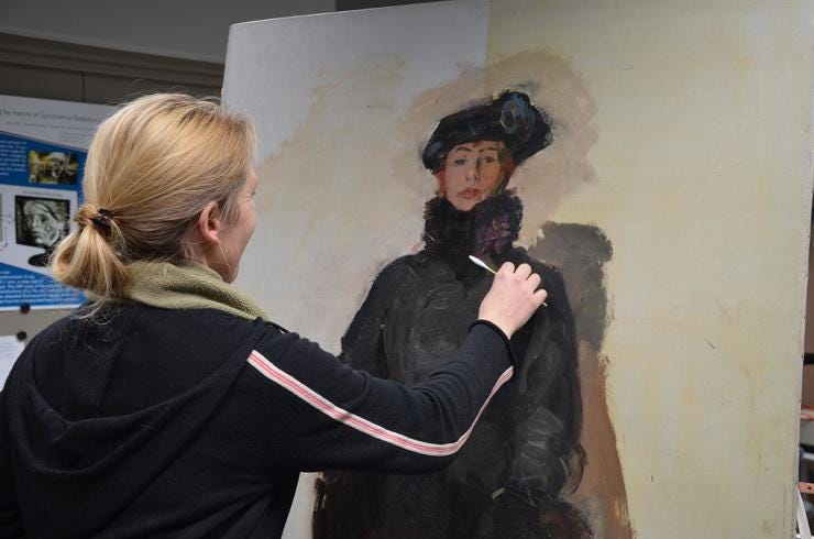 Restaurator Lisa Elbers in actie bij Israels' Mata Hari portret (bron: Kröller-Müller Museum - http://bit.ly/2hSXWtc) Restaurator Lisa Elbers in actie bij Israels' Mata Hari portret (bron: Kröller-Müller Museum - http://bit.ly/2hSXWtc)