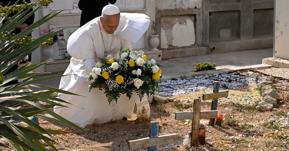Pope Leo marks July 4 by praying for migrants who died seeking freedom | AP  News