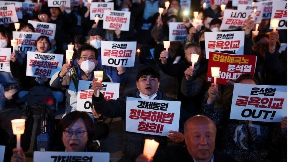 South Korea to compensate victims of Japan's wartime forced labour - BBC News South Korea to compensate victims of Japan's wartime forced labour - BBC News