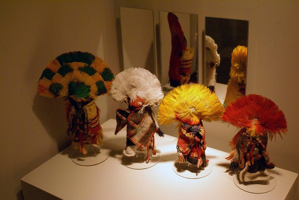 Ajuar encontrado junto a los niños del Llullaillaco.