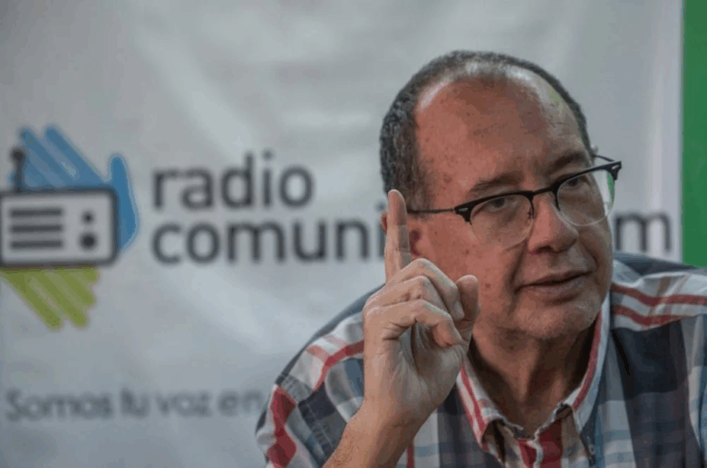Fallece Elías Santana, periodista y promotor vecinal venezolano Fallece Elías Santana, periodista y promotor vecinal venezolano