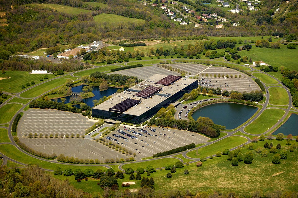 File:Bell Labs Holmdel.jpg