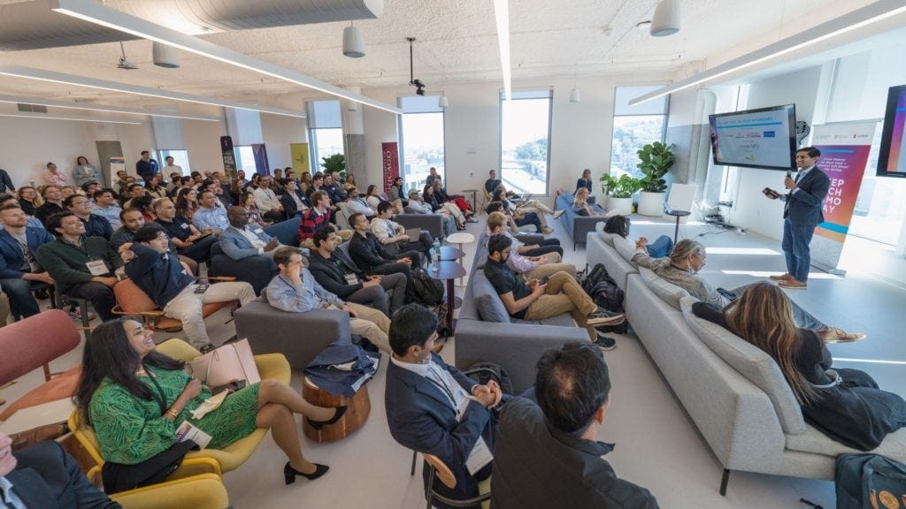 The Power of a Shared Ecosystem: 27 Midwest Startups Pitch at Deep Tech  Demo Day in San Francisco - Polsky Center for Entrepreneurship and  Innovation