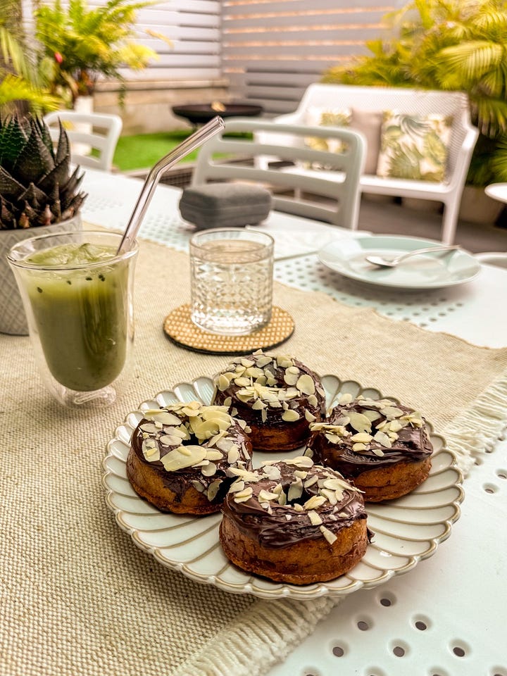 Donuts de zanahoria y té matcha